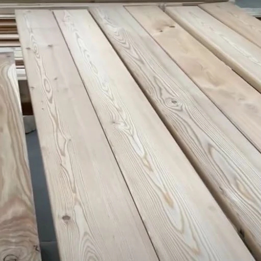 Доска террасная лиственница гладкая 28*190*2500, сорт ВС (0,475м2)
